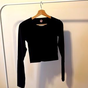 Black Long Sleeve Crop Top